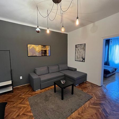 Two Bedroom Apartment Near Slavija Square Belgrade Exterior photo
